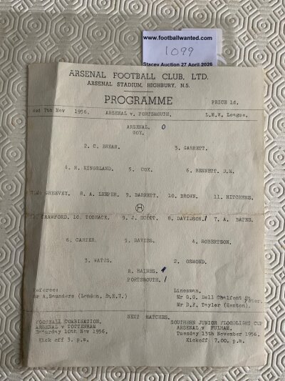 56/57 Arsenal v Portsmouth LMWL Football Programme: Played at Highbury Arsenal on 7 11 1956. Single sheet  London Midweek League programme in good condition with score and scorers noted. Folding.