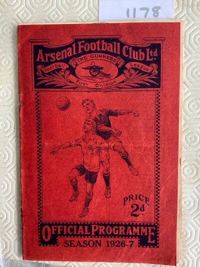 1926 - 1927 Arsenal v Southampton Reserves Football Programme: Good condition london combination match with no team changes. Rusty staples have been removed.
