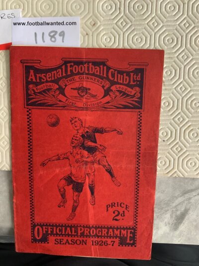 1926 - 1927 Arsenal v Brentford Reserves Football Programme: Good condition London Combination match with no team changes. Rusty staples removed leaving slight rust marks