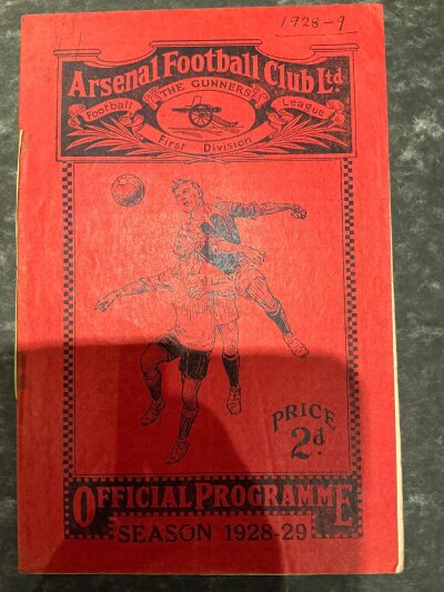 1928 - 1929 Arsenal v Swindon Football Programme: Good condition league match with team changes in red ink. Rusty staples removed and replaced with twine.