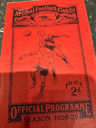 1928 - 1929 Arsenal v Blackburn Football Programme: Good condition league match with no team changes. Rusty staples holding firm.