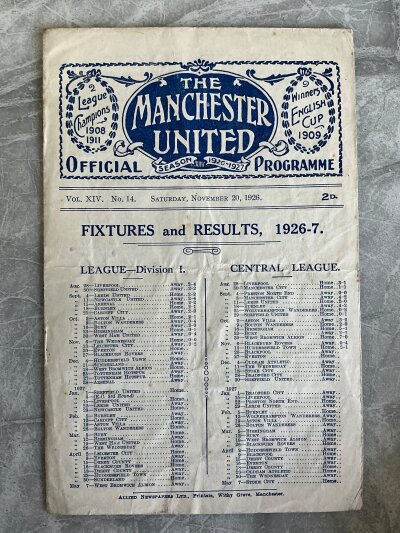 26/27 Manchester United v Everton Football Programme: Good condition league programme with no team changes. Light fold and pencilled half times.