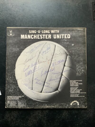 1968 Fully Signed Manchester United European Cup Winners Record: Sing A Ling with Manchester United LP hand signed to rear by the whole winning 1968 final team plus Matt Busby.  Front is also signed by Busby Law Best and Charlton. Could be cut apart to make 2 nice items. Receipt from 2007 for 642 pounds.