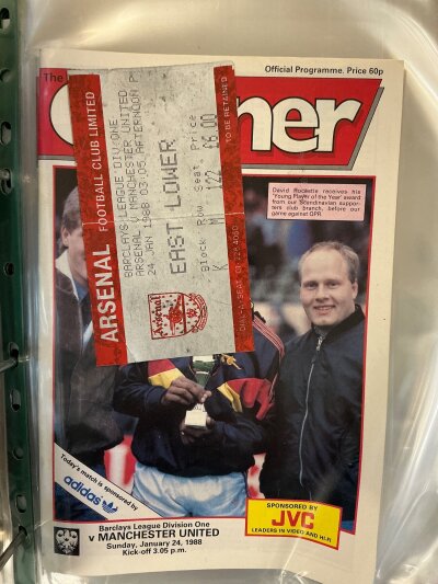 Arsenal Complete 87/88 Home Programmes Tickets: All 27 1st team programmes and accompanying tickets in good condition. (54)