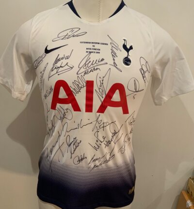 Tottenham 2018 - 2019 Signed Football Shirt: White short sleeve shirt. Signed to front by the team. Front has wording for the Legends v Inter Forever match