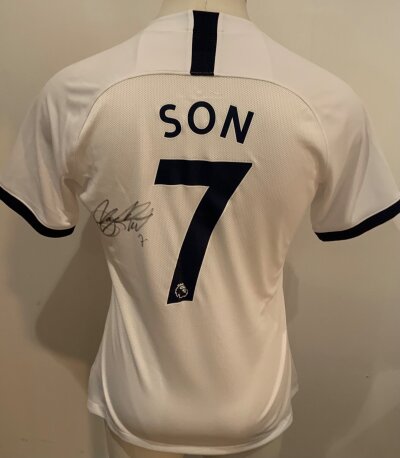 Tottenham 2019 - 2020 Signed Son Football Shirt: White short sleeve shirt with Son 7 to rear Signed to rear by the player
