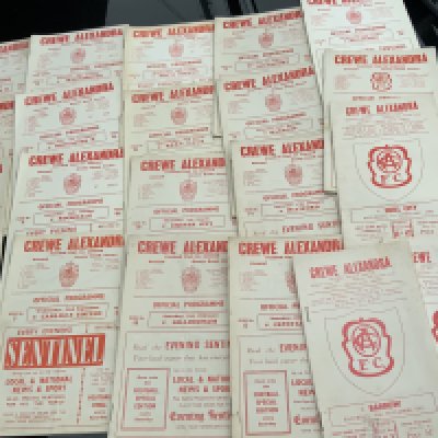 Crewe Alexandra Home Football Programmes: 20 from the late 50s, over 125 from the 60s and a further 100 from the 70s. Includes 62/63 Oldham League Cup. Very good with instructions to sell. (est 250+)
