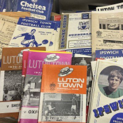 1940 - 1960 Box of Football Programmes: Spotted some Non League amongst the mainly football league club issues. Features Arsenal Tottenham Ipswich Chelsea and many others. (Est 300)