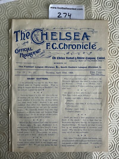 1908 - 1909 Chelsea Reserves v West Ham Football Programme: Excellent condition 4 page ex bound programme with no team changes for South Eastern League match.