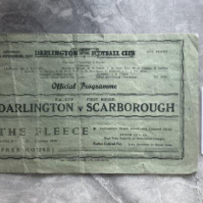 1937 - 1938 Darlington v Scarborough FA Cup Football Programme: Fair/good condition with no team changes. Slight wear to fold at rear. 