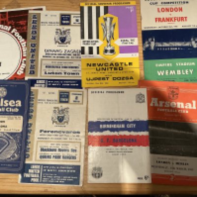 Inter City Finals Football Programmes Collection: Seven programmes from 1955 onwards. Featuring London v Frankfurt Birmingham v Barcelona Leeds v Ferencvaros and Dinamo Zagreb and more. Comes with London v Berlin at Highbury from 1953. Instructions to sell (8)