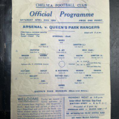 1942/43 Arsenal v Queens Park Rangers Semi Final Football Programme: Single sheet League South semi final at Chelsea dated 24 4 1943. One team change and score noted. Fair/good with creasing. 