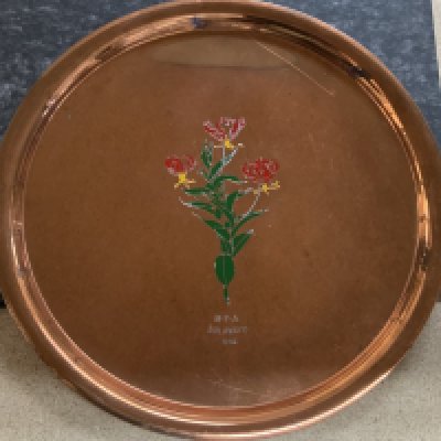 West Ham Eddie Bovington Football Tour Shield: Awarded to the player during the tour of Africa in 1962. Brass coloured shield is inscribed under the flower emblem. Measures approximately 11 inches. Rare item.