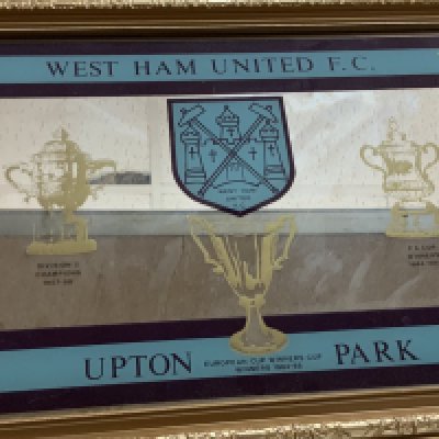 West Ham 1970s Football Mirror:  Measuring approximately 22x14 inches. Mirror details the FA cup wins of 1975 and 1964. ECWC 1965 and Division 2 champions 1958. 