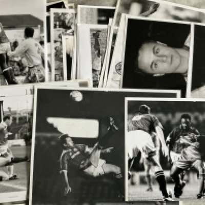 1990s Football Press Photos: Mainly early 90s which are black and white with plenty of match action in various sizes although mainly large. Mostly press stamps to rear. (190)