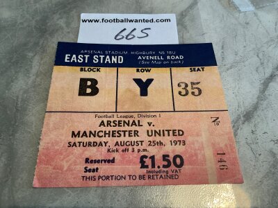 73/74 Arsenal v Manchester United Football Ticket: Division 1 match dated 25 8 1973 in very good condition. Tiny mark to rear.