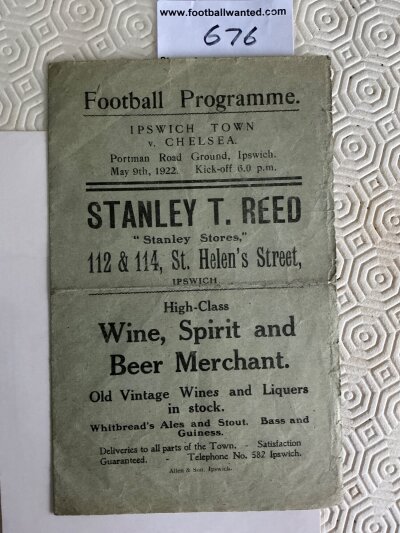 1921 - 1922 Ipswich Town v Chelsea Football Programme: 4 page friendly in good condition dated 9 5 1922 with 2 team changes. Slight wear to edge.