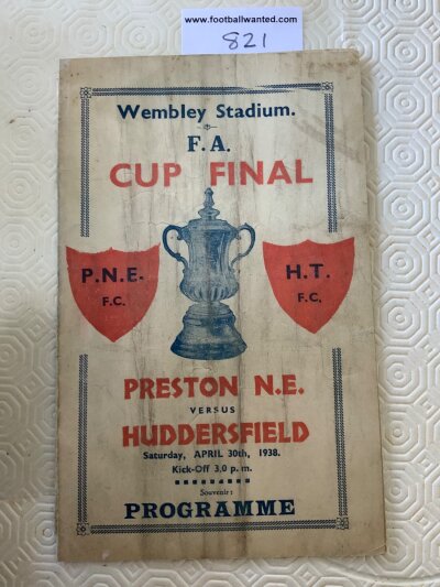 1938 FA Cup Final Pirate Football Programme: Preston v Huddersfield 4 page pirate by Victor. Good condition after professional repair to spine.