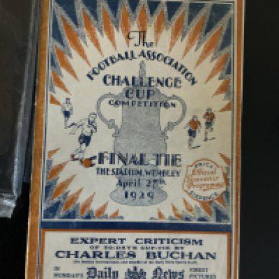 1929 FA Cup Final Football Programme: Bolton v Portsmouth in good condition with no team changes. Professional repair to centre page staple area.