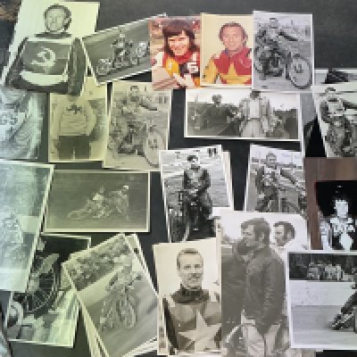 Old Speedway Photos: Mainly black and white postcard size often from the 50s and 60s. Good. (40)