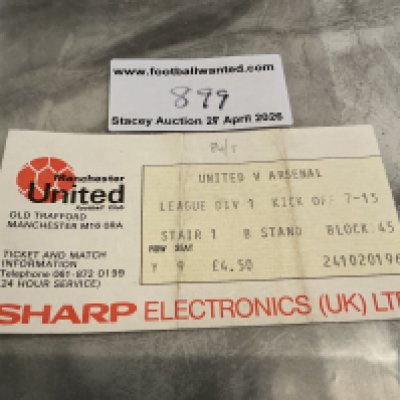 84/85 Manchester United v Arsenal Football Ticket: Season written in pencil to front border. Folding.