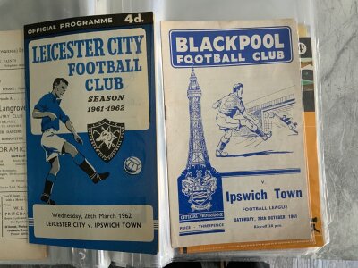 61/62 Ipswich Town Championship Season Away Football Programmes: 15 programmes which include the hard to obtain Leicester programme. Very good. (15)