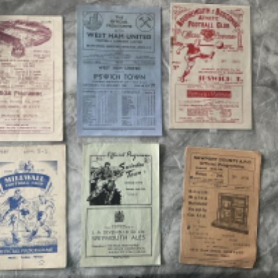 49/50 Ipswich Town Away Football Programmes: Bournemouth, Swindon, West Ham FA Cup all good, Chelmsford FA Cup has folding, Millwall has writing to cover and Newport has punch holes. (6)