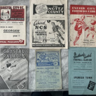 48/49 Ipswich Town Away Football Programmes: Crystal Palace Bristol City Southend Millwall Notts County all good with Exeter having punch holes. (6)