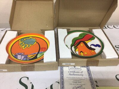 A collection of sixteen Wedgwood Clarice Cliff inspired pattern plates each in a box with certificates. No obvious damage (16)