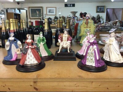 Wedgwood Henry VIII’s wives porcelain figures with certificates