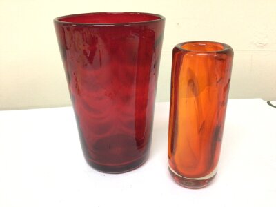 A Whitefriars ruby glass vase hight 20cm and one other orange mid 20th century vase no obvious damage or restoration (2)