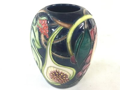 A small moorcroft vase, 10cm tall
