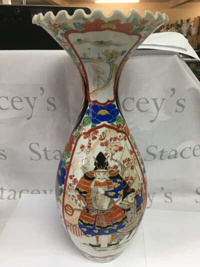 A 20th Century Japanese fluted vase with hand painted decoration of samurai, approx height 55cm.