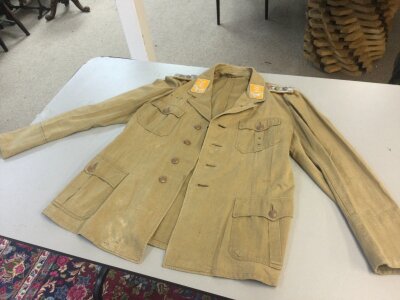 An original WW2 German Luftwaffe tropical tunic rank Hauptman. Captain maker marked inside Tunic for Dunker and Stochowsht Hamburg. 75cm long 44cm wide pit to pit
