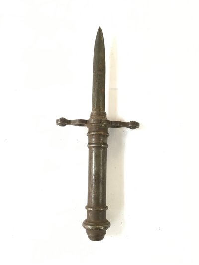 A Vintage Medieval Prop Knife.