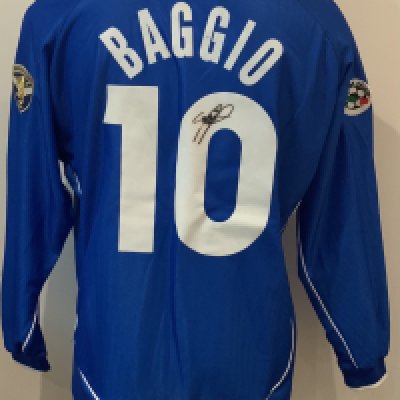 Brescia 2002 - 2003 Match Issued Football Shirt: Issued to Roberto Baggio v Piacenza in Serie A. Signed by the player. Full details with online pictures.