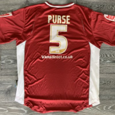 2008 - 2009 Cardiff City Match Worn Football Shirt: XL size away red shirt with Coca Cola League badging to sleeves. Number 5 Purse to rear.