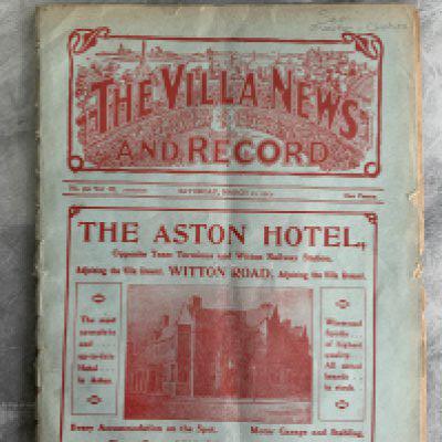 1915 FA Cup Semi Final Football Programme At Aston Villa: Chelsea v Everton ex bound with covers. Evidence of ex bound along spine. Fair/good with no team changes.