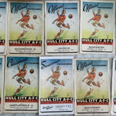 46/47 Hull City Home Football Programmes: Matches v Rotherham, Accrington Stanley, Lincoln reprint and original, Darlington, Doncaster, Wrexham, Southport writing, Bradford City, York and Hartlepool. Mainly good. (11)