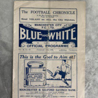 1929 - 1930 Manchester City v Hull City FA Cup Football Programme: Fair/good condition first team programme with no team changes. Fold and small tear to spine.