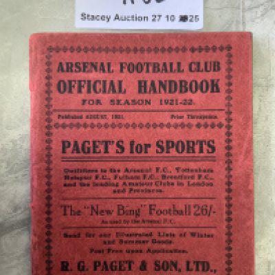 1921 - 1922 Arsenal Football Handbook: Rare handbook in excellent condition with 98 pages. Arsenal only produced a few handbooks pre 1930.