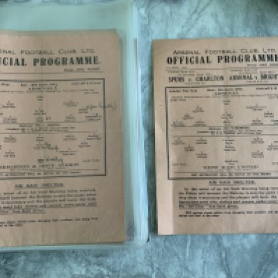 Arsenal 41/42 Complete Home Football Programmes: Good condition single sheets. Includes London War League v Crystal Palace Tottenham Chelsea West Ham Aldershot Clapton Orient QPR Reading Brentford Fulham Portsmouth Charlton Watford Millwall Brighton London War Cup v Clapton Orient West Ham Brighton Brentford semi final and semi final replay at Chelsea and friendly v RAF. Some have team changes. 12 have no writing. (21)