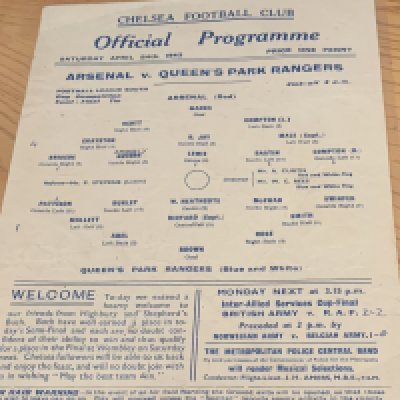 1942/43 Arsenal v Queens Park Rangers Football Programme: Single sheet match dated 24 4 1943. One team change and score noted. Good.