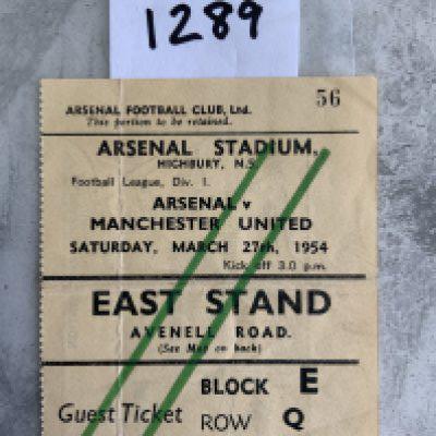 53/54 Arsenal v Manchester United Football Ticket: Excellent condition league match with light fold dated 27 3 1954.