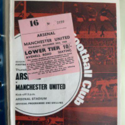 Arsenal 68/69 Football Programme + Ticket Collection: 28 1st team homes with accompanying tickets. Includes Manchester United. The only ticket missing is for a friendly v Apoel but single sheet card is present. (55)