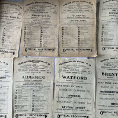 1940s Charlton Reserve Football Programmes: All single sheet Football Combination matches. Includes 46/47 Northampton, Cardiff, Fulham cup, 48/49 Leicester, 49/50 Brighton, 50/51 Brentford, Watford, Aldershot. Very good with only Leicester having team changes. (8)