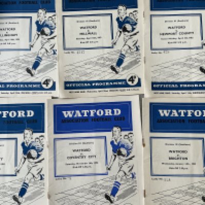 52/53 Watford Home Football Programmes: Good condition league matches v Coventry Brighton Exeter Newport Gillingham and Millwall. All staples holding firm whilst a bit rusty. (6)