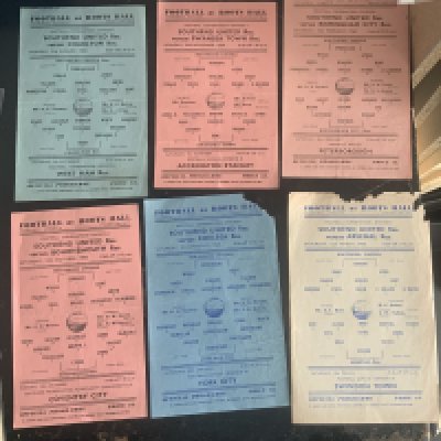 59/60 Southend United Reserve Football Programmes: Football Combination single sheets in good condition v Charlton Swansea Birmingham Bournemouth plus pieces missing from border v Chelsea + Arsenal. No team changes. 6)