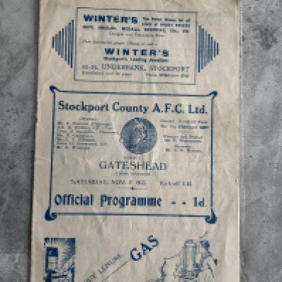 35/36 Stockport County v Gateshead Football Programme: 3rd Division North match in good condition with no team changes.