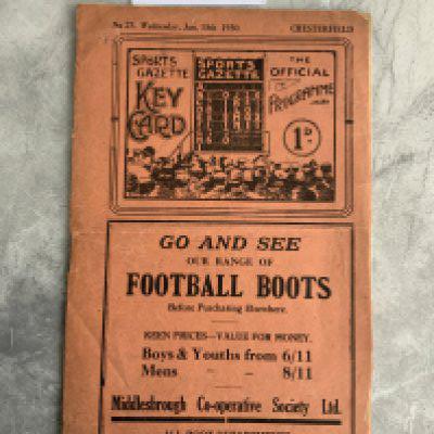 1929 - 1930 Middlesbrough v Chesterfield Football Programme: FA Cup match in fair condition with no team changes. Slightly brittle so minor paper loss to border.